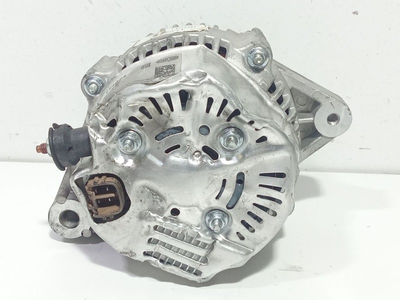 Recambio de alternador para toyota land cruiser (j12) 3.0 d4-d vx referencia OEM IAM 114024  
