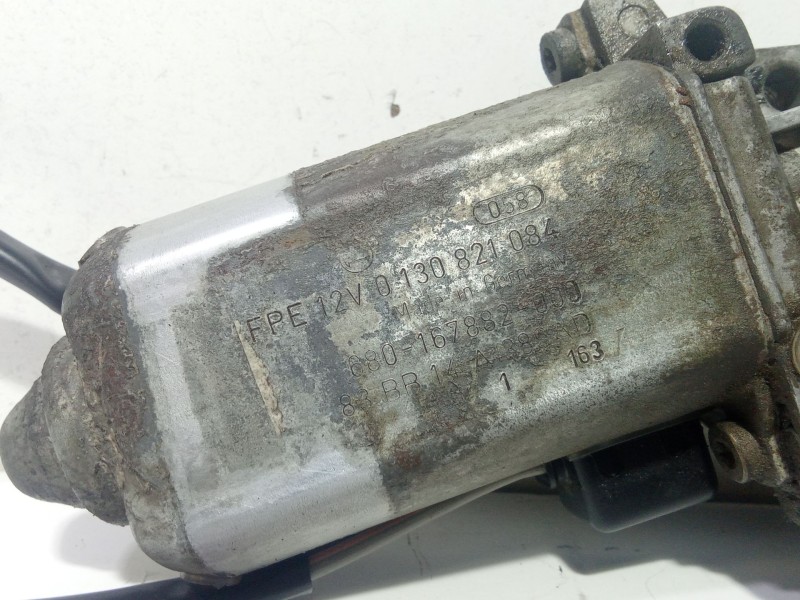 Recambio de motor elevalunas delantero derecho para land rover discovery i (lj) 2.5 tdi 4x4 referencia OEM IAM 0130821084  