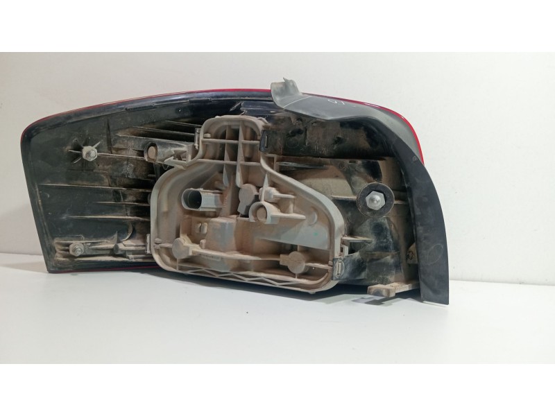 Recambio de piloto trasero derecho para audi a3 (8p1) 1.6 tdi referencia OEM IAM 8P3945096  