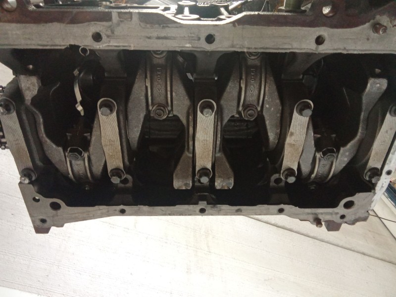 Recambio de bloque para nissan almera tino (v10) 2.2 dci referencia OEM IAM YD22  