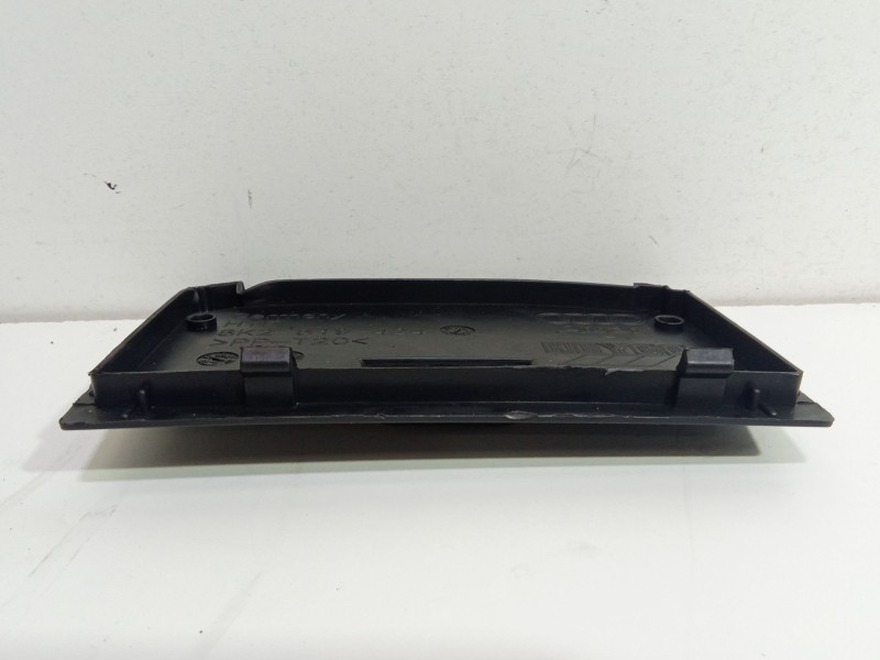 Recambio de moldura para audi a5 (8t3) 2.0 tdi referencia OEM IAM 8K2819424  