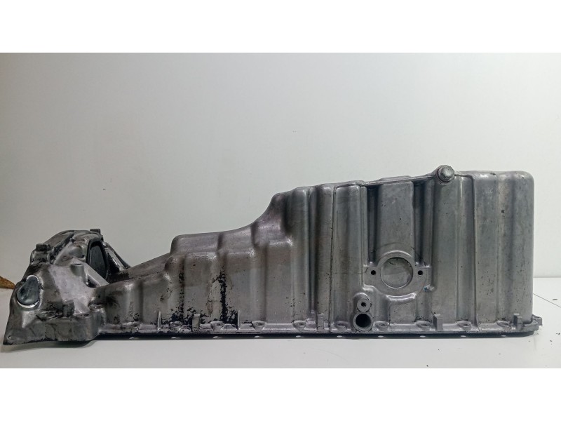 Recambio de carter para mercedes-benz sprinter (w901,w903) combi 208 d (901.3/902.371-372) referencia OEM IAM 60201448  