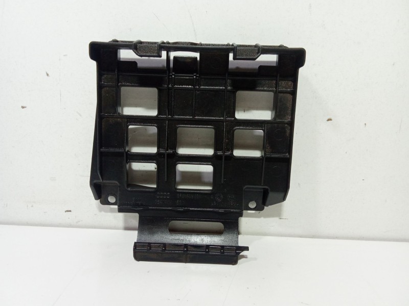 Recambio de moldura para audi a3 (8p1) 1.6 tdi referencia OEM IAM 8P0906131  
