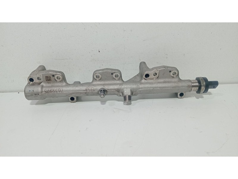 Recambio de rampa inyectora para bmw x1 (f48) xdrive 20 i referencia OEM IAM 14018510  