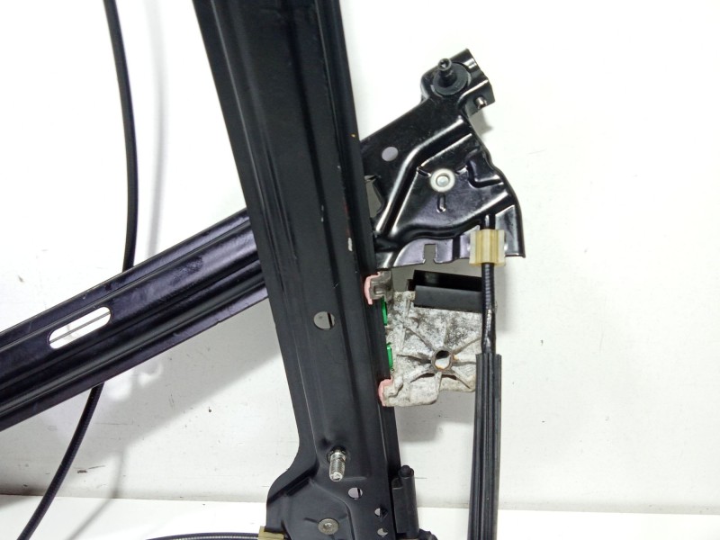 Recambio de elevalunas delantero izquierdo para volkswagen passat cc b6 (357) 2.0 tdi referencia OEM IAM 989582  