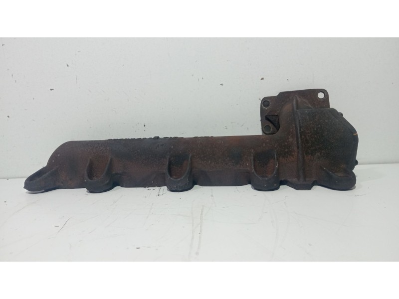 Recambio de colector escape para iveco daily iv furgoneta 35c18 v, 35c18 v/p, 35s18 v, 35s18 v/p referencia OEM IAM 504092116  