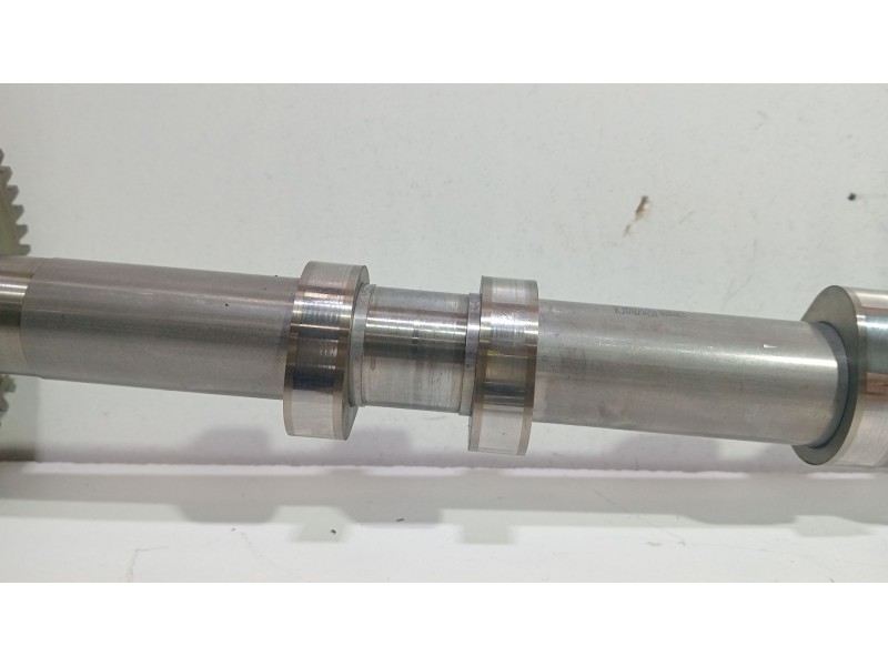 Recambio de arbol de levas para mercedes-benz clase e (w211) e 320 cdi 4-matic (211.089) referencia OEM IAM A64226501  