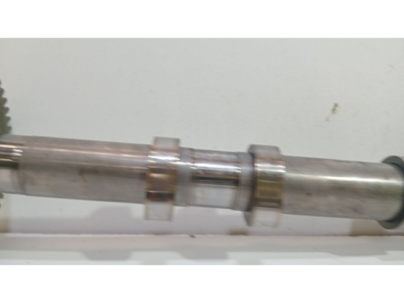 Recambio de arbol de levas para mercedes-benz clase e (w211) e 320 cdi (211.026) referencia OEM IAM A64224502  