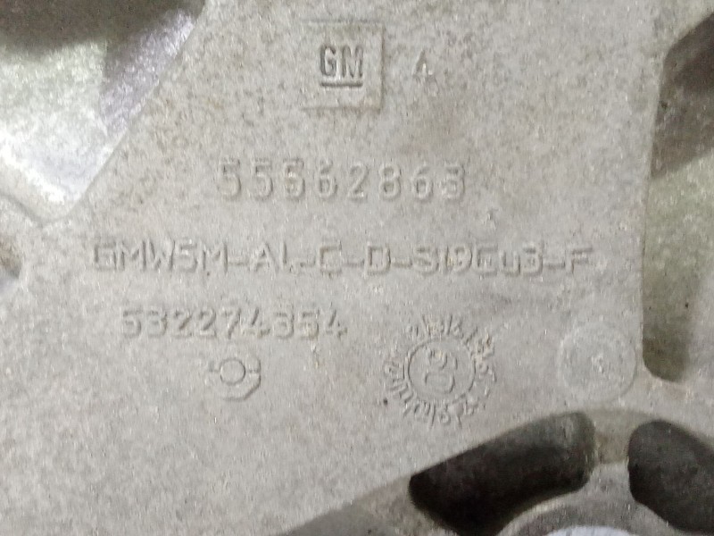 Recambio de soporte alternador para opel insignia a (g09) 2.0 cdti (68) referencia OEM IAM 55562863  