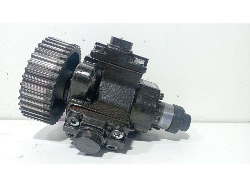 Recambio de bomba inyeccion para opel insignia a (g09) 2.0 cdti (68) referencia OEM IAM 55571005  