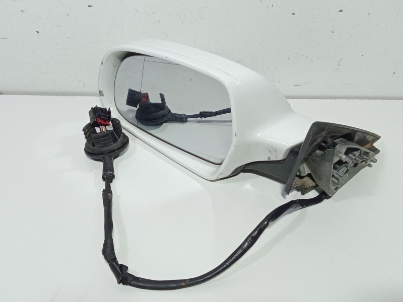 Recambio de retrovisor izquierdo para audi a3 (8p1) 1.6 tdi referencia OEM IAM A3 (8P1) 1.6 TDI 2009 - 2012 1598.0 105CV 5  
