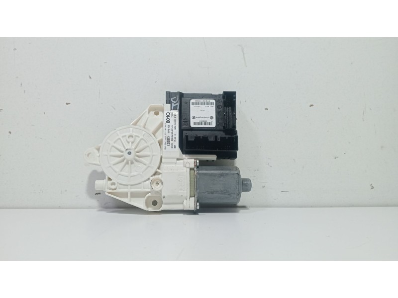Recambio de motor elevalunas delantero izquierdo para audi a3 (8p1) 1.6 tdi referencia OEM IAM 8P0959801  