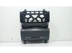 Recambio de cenicero para audi a3 (8p1) 1.6 tdi referencia OEM IAM 8p0857951