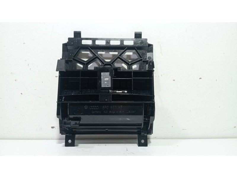 Recambio de cenicero para audi a3 (8p1) 1.6 tdi referencia OEM IAM 8p0857951  
