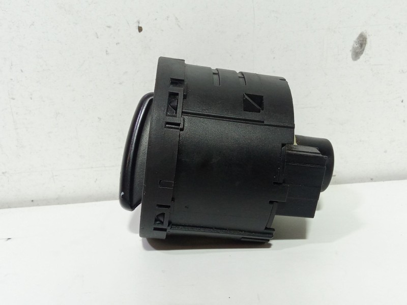 Recambio de mando luces para volkswagen passat berlina (3c2) 2.0 tdi referencia OEM IAM 1K0941431A  