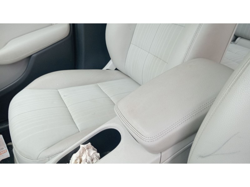 Recambio de juego asientos completo para mercedes-benz clase b sports tourer (w246, w242) b 180 cdi (246.200) referencia OEM IAM