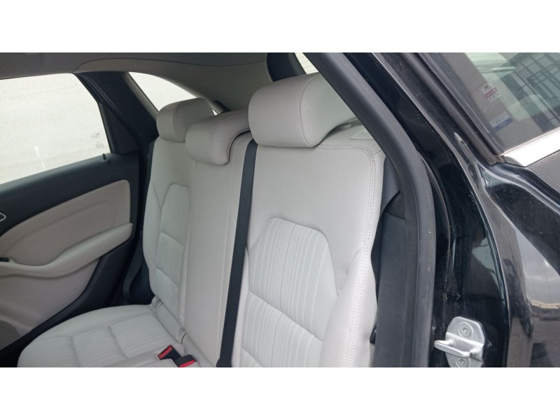 Recambio de juego asientos completo para mercedes-benz clase b sports tourer (w246, w242) b 180 cdi (246.200) referencia OEM IAM