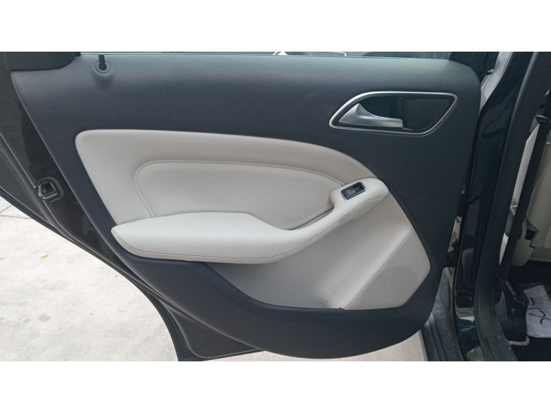 Recambio de juego asientos completo para mercedes-benz clase b sports tourer (w246, w242) b 180 cdi (246.200) referencia OEM IAM