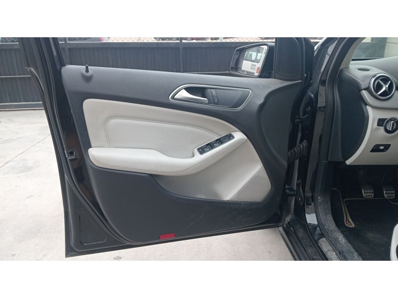 Recambio de juego asientos completo para mercedes-benz clase b sports tourer (w246, w242) b 180 cdi (246.200) referencia OEM IAM