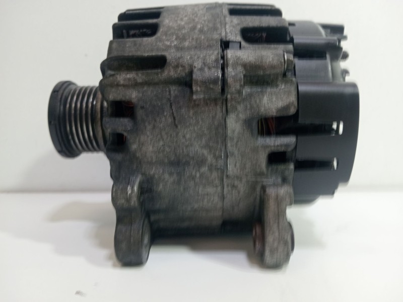 Recambio de alternador para audi a5 (8t3) 2.0 tdi referencia OEM IAM 03G903016GX  