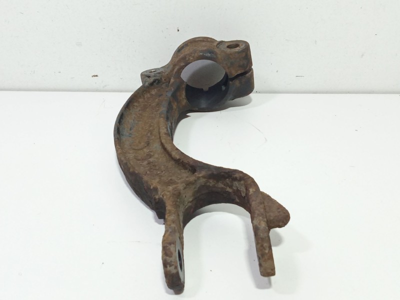 Recambio de soporte brazo suspension delantero derecho para audi a5 (8t3) 2.0 tdi referencia OEM IAM 8K0413  
