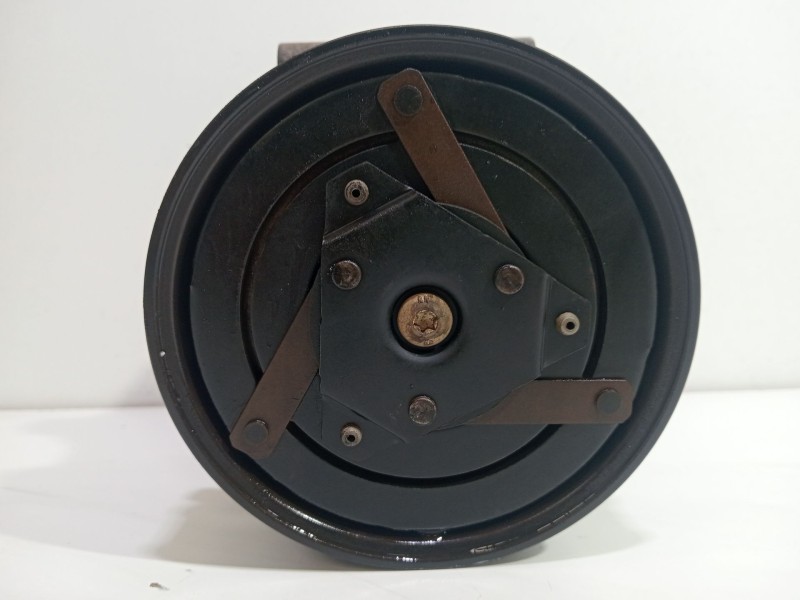 Recambio de compresor aire acondicionado para renault megane ii (bm0/1_, cm0/1_) 1.5 dci (bm16, cm16) referencia OEM IAM 8200600 Recambio de compresor aire acondicionado para renault megane ii (bm0/1_, cm0/1_) 1.5 dci (bm16, cm16) referencia OEM IAM 8200600