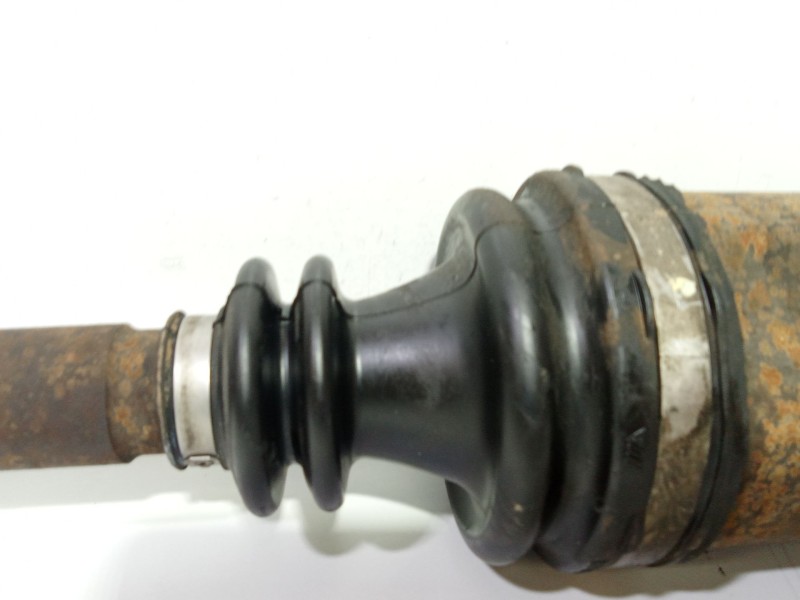 Recambio de transmision delantera derecha para renault megane ii berlina 3p confort authentique referencia OEM IAM 8200472158  