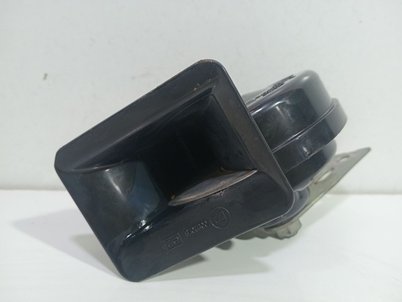 Recambio de claxon para renault megane ii (bm0/1_, cm0/1_) 1.5 dci (bm0f, bm0t, bm2b, cm0f, cm0t) referencia OEM IAM 0092018   Recambio de claxon para renault megane ii (bm0/1_, cm0/1_) 1.5 dci (bm0f, bm0t, bm2b, cm0f, cm0t) referencia OEM IAM 0092018