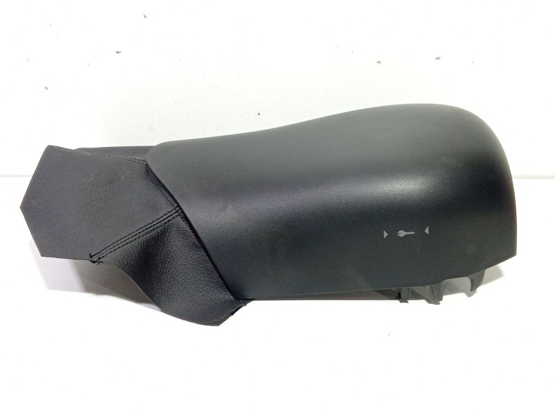 Recambio de molduras delanteras para bmw 3 (f30, f80) 318 d referencia OEM IAM 6131682346702  