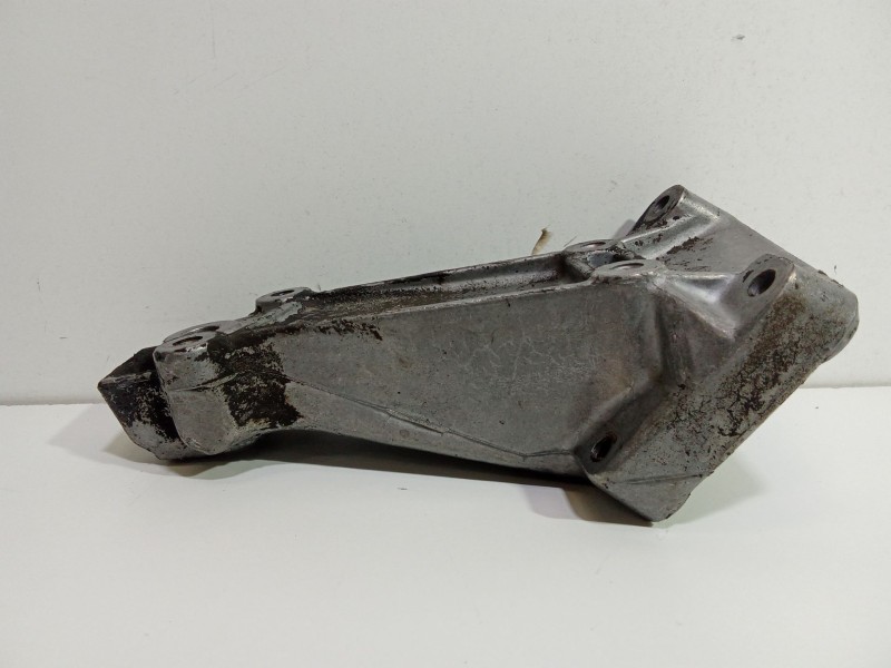 Recambio de soporte motor izquierdo para mercedes-benz sprinter 02.00  caja abierta 2.2 cdi cat referencia OEM IAM A6122230004   Recambio de soporte motor izquierdo para mercedes-benz sprinter 02.00  caja abierta 2.2 cdi cat referencia OEM IAM A6122230004
