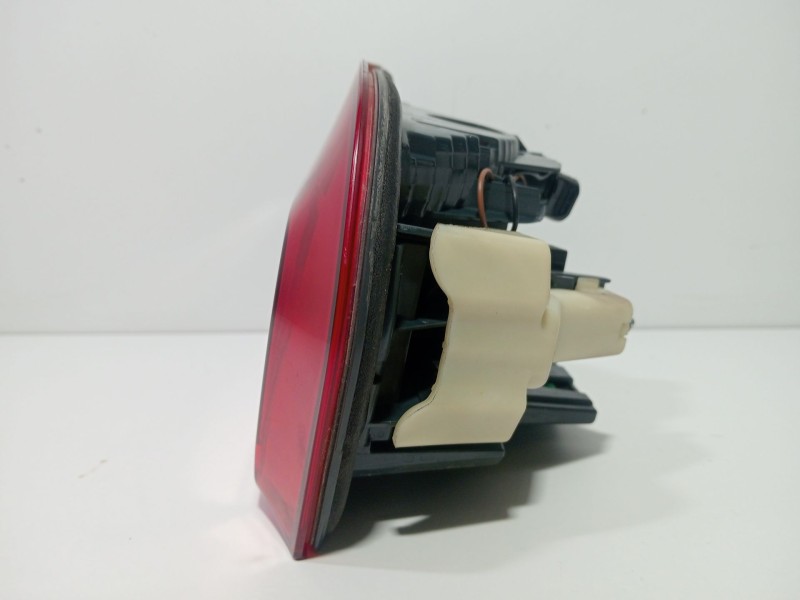 Recambio de piloto trasero derecho interior para bmw 3 (f30, f80) 318 d referencia OEM IAM 63217369120  