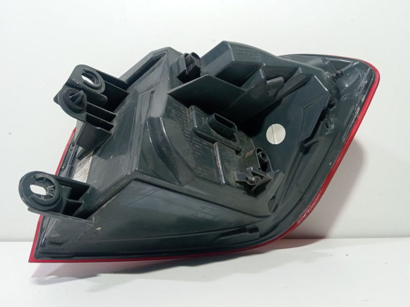 Recambio de piloto trasero izquierdo para bmw 3 (f30, f80) 318 d referencia OEM IAM 63217369117  