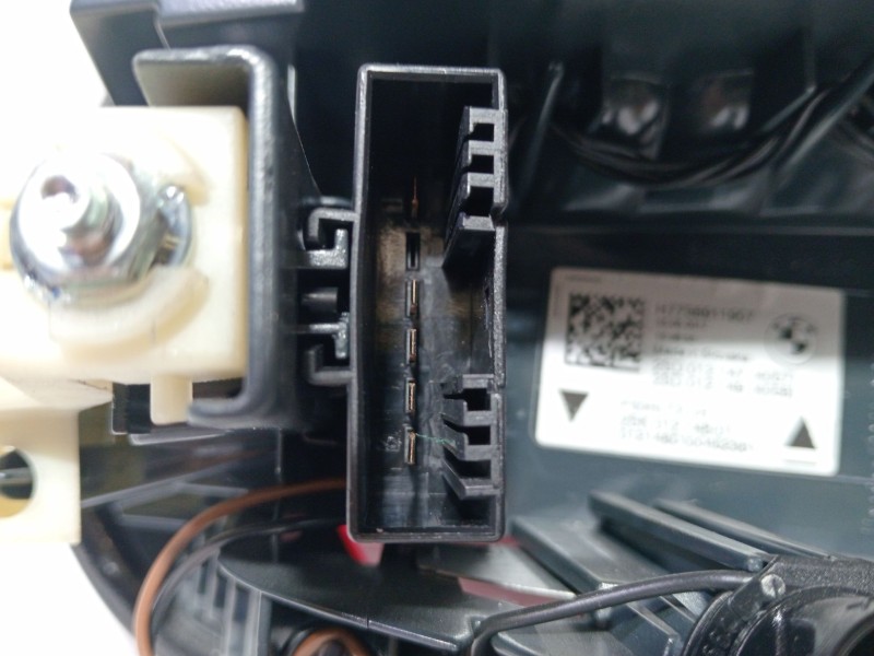 Recambio de piloto trasero izquierdo interior para bmw 3 (f30, f80) 318 d referencia OEM IAM 63217369119  