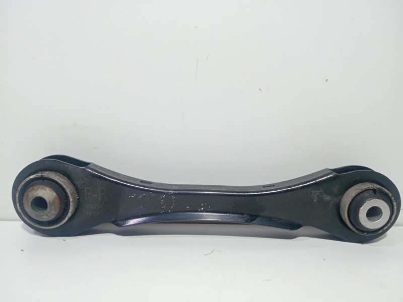 Recambio de brazo suspension superior trasero derecho para bmw 3 (f30, f80) 318 d referencia OEM IAM 6792540  