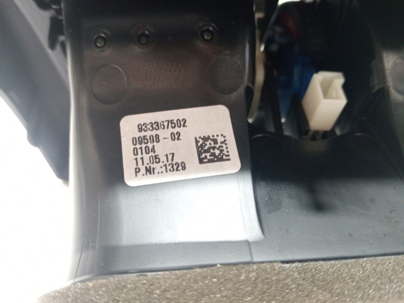 Recambio de rejilla aireadora para bmw 3 (f30, f80) 318 d referencia OEM IAM 933367502  