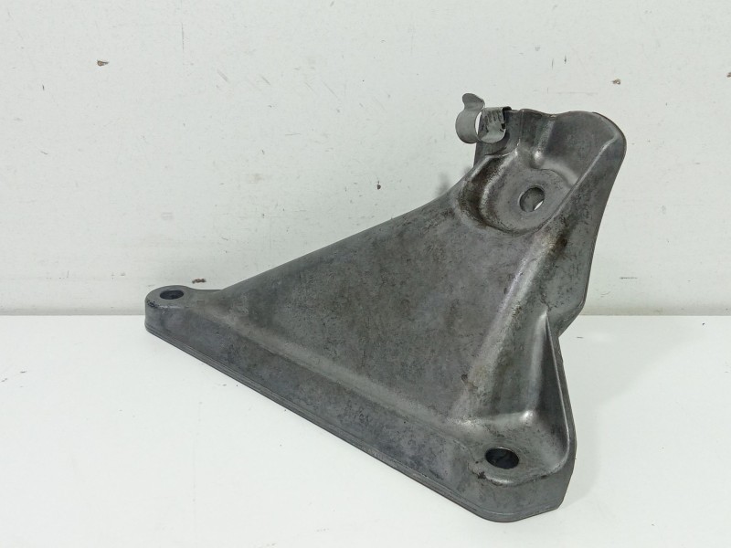 Recambio de soporte motor para bmw serie 5 berlina (e60) 525d referencia OEM IAM 2211676915301   Recambio de soporte motor para bmw serie 5 berlina (e60) 525d referencia OEM IAM 2211676915301