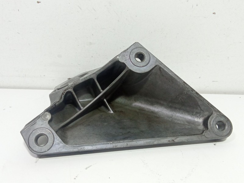 Recambio de soporte motor para bmw serie 5 berlina (e60) 525d referencia OEM IAM 2211676915301   Recambio de soporte motor para bmw serie 5 berlina (e60) 525d referencia OEM IAM 2211676915301