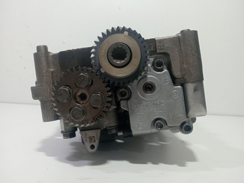 Recambio de bomba aceite para seat leon (1p1) 2.0 tdi referencia OEM IAM 03G103635B  