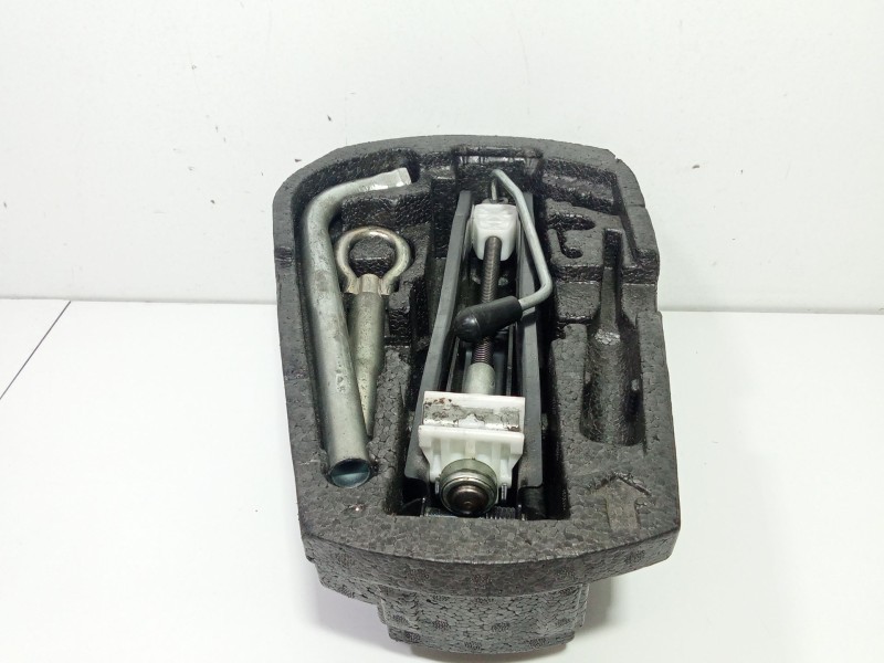 Recambio de gato para seat ibiza iv (6j5, 6p1) 1.6 tdi referencia OEM IAM 6R0011031B   Recambio de gato para seat ibiza iv (6j5, 6p1) 1.6 tdi referencia OEM IAM 6R0011031B