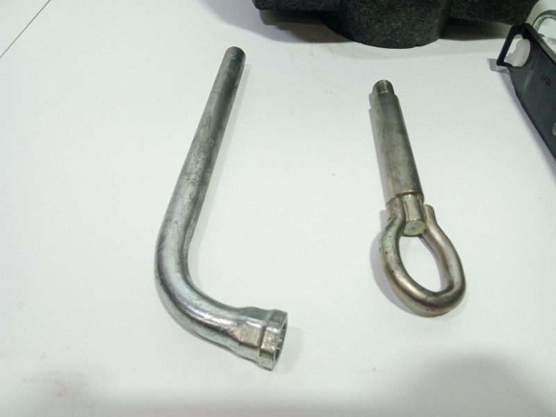 Recambio de gato para seat ibiza iv (6j5, 6p1) 1.6 tdi referencia OEM IAM 6R0011031B   Recambio de gato para seat ibiza iv (6j5, 6p1) 1.6 tdi referencia OEM IAM 6R0011031B