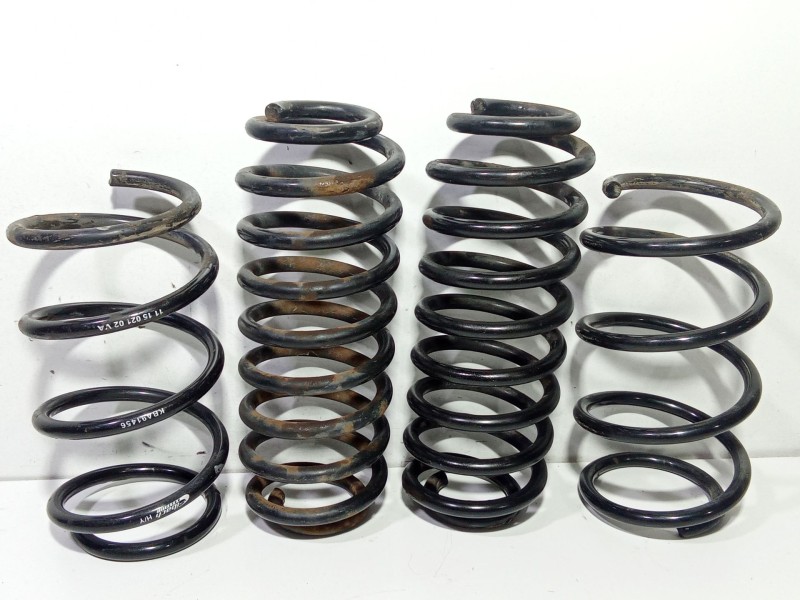 Recambio de muelle amortiguacion para seat leon (5f1) 1.6 tdi referencia OEM IAM 111502102VA   Recambio de muelle amortiguacion para seat leon (5f1) 1.6 tdi referencia OEM IAM 111502102VA