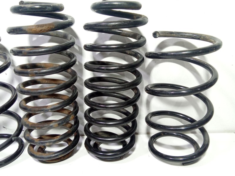 Recambio de muelle amortiguacion para seat leon (5f1) 1.6 tdi referencia OEM IAM 111502102VA   Recambio de muelle amortiguacion para seat leon (5f1) 1.6 tdi referencia OEM IAM 111502102VA