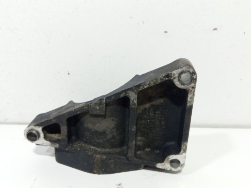 Recambio de soporte motor para opel signum hatchback (z03) 1.9 cdti (f48) referencia OEM IAM 55184553  