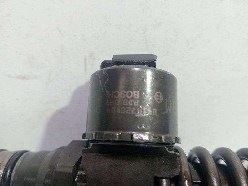 Recambio de inyector para seat leon (1p1) 2.0 tdi referencia OEM IAM 03G130073G   Recambio de inyector para seat leon (1p1) 2.0 tdi referencia OEM IAM 03G130073G