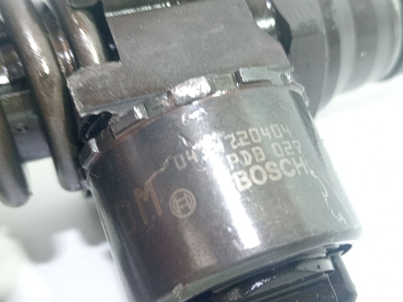 Recambio de inyector para seat leon (1p1) 2.0 tdi referencia OEM IAM 03G130073G   Recambio de inyector para seat leon (1p1) 2.0 tdi referencia OEM IAM 03G130073G