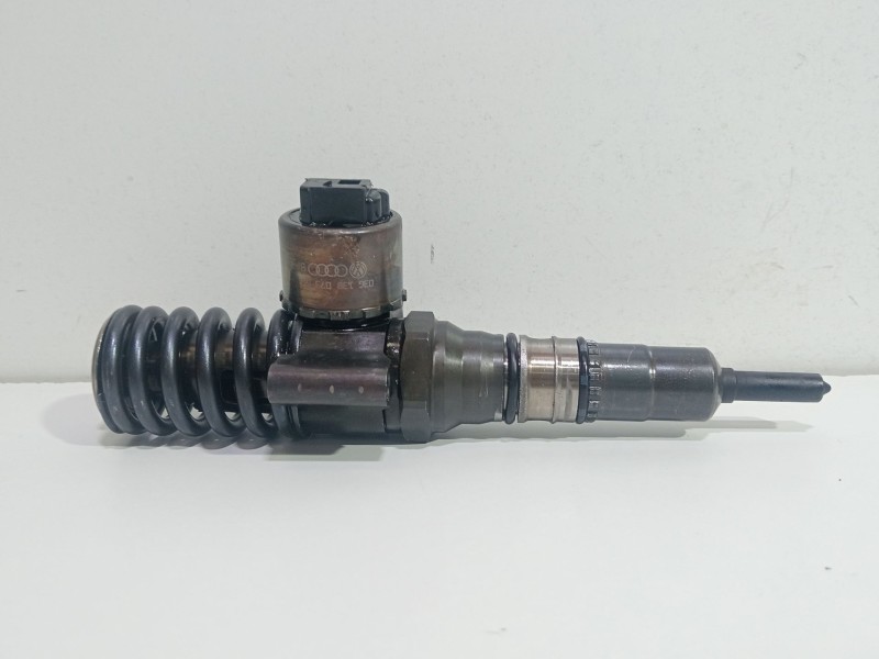 Recambio de inyector para seat leon (1p1) 2.0 tdi 16v referencia OEM IAM 03G130073   Recambio de inyector para seat leon (1p1) 2.0 tdi 16v referencia OEM IAM 03G130073