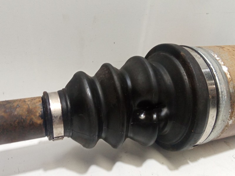 Recambio de transmision delantera derecha para peugeot 407 (6d_) 2.0 hdi 135 (6drhrh, 6drhre, 6drhrg, 6drhrj) referencia OEM IAM