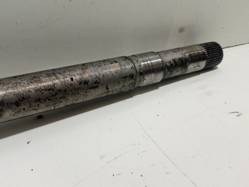 Recambio de transmision delantera derecha para peugeot 407 (6d_) 2.0 hdi 135 (6drhrh, 6drhre, 6drhrg, 6drhrj) referencia OEM IAM