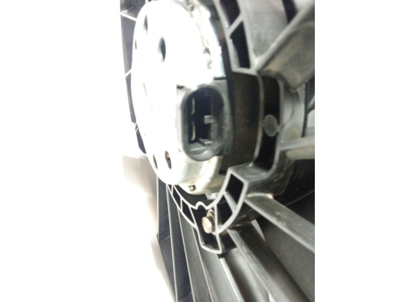 Recambio de electroventilador para renault megane ii (bm0/1_, cm0/1_) 1.9 dci referencia OEM IAM 8200680824  