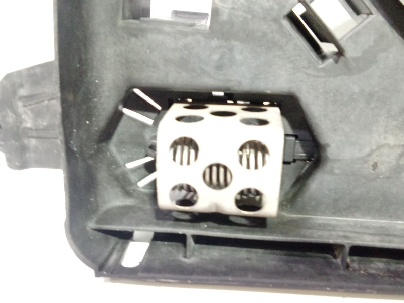 Recambio de electroventilador para renault megane ii (bm0/1_, cm0/1_) 1.9 dci referencia OEM IAM 8200680824  